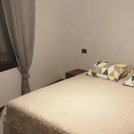 Lägenhet Fontana Seri Ulassai